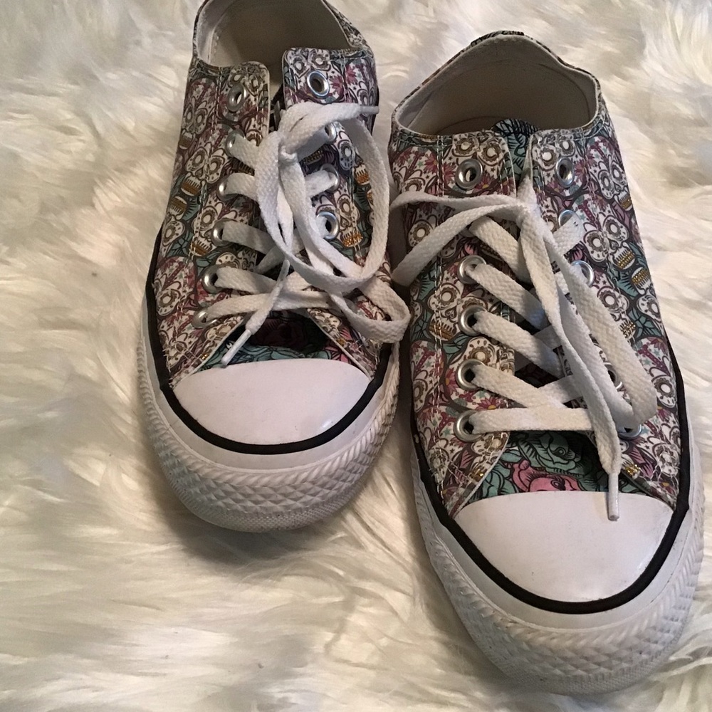 Converse Sugar Skulls Sneakers Low
